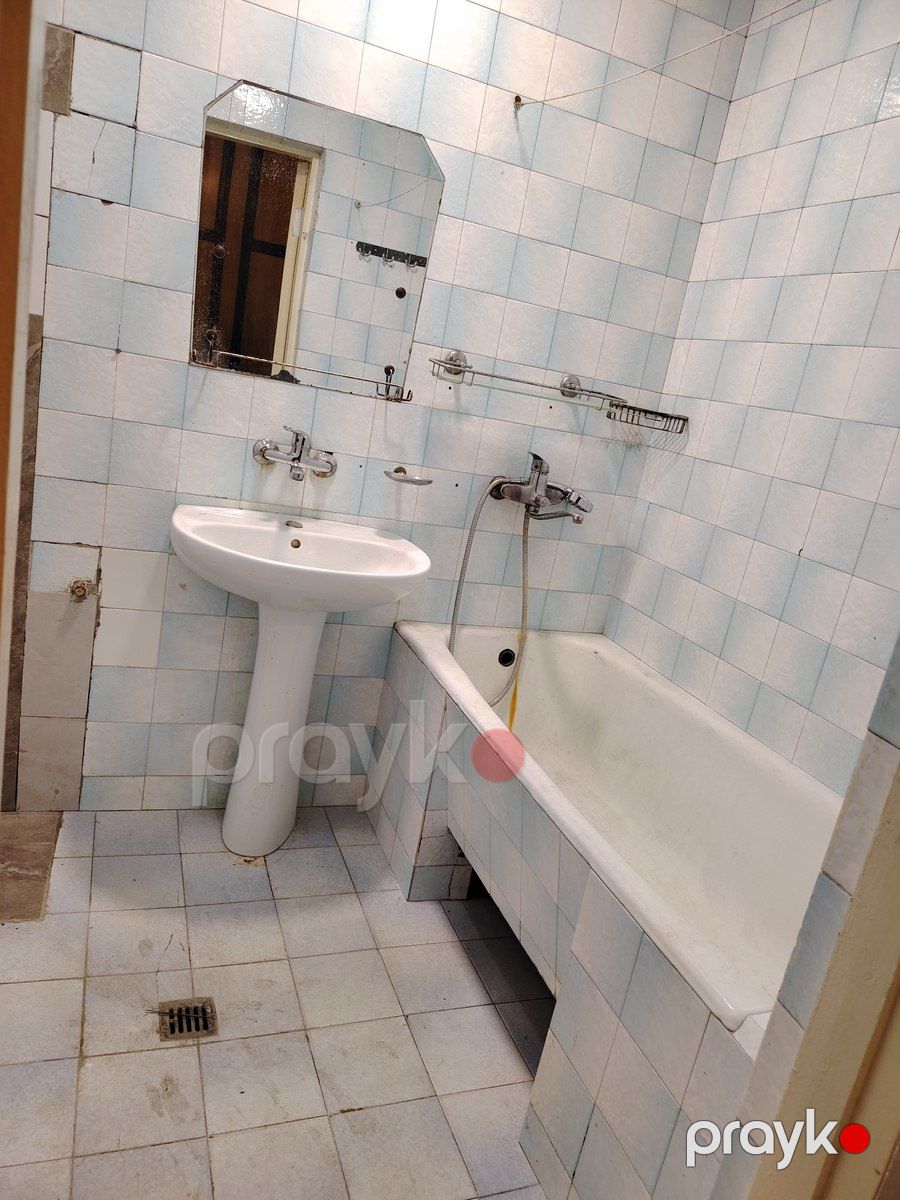 İcarəyə verilir 2 otaqlı köhnə tikili 60 m² — Mənzil, Bakı (7)