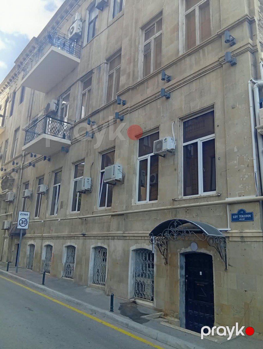 Satılır obyekt 140 m² — Əmlak, Bakı (3)