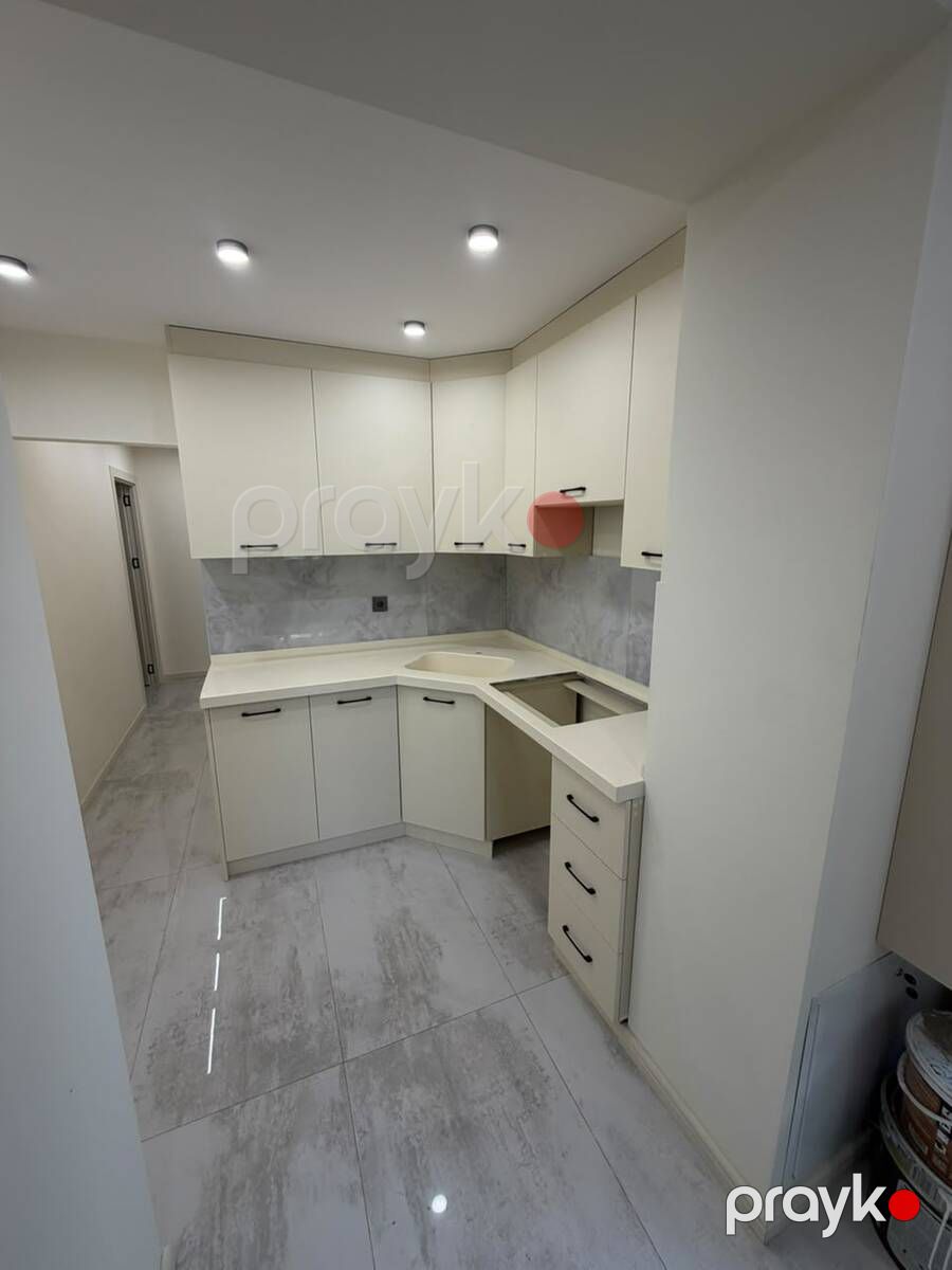 Satılır 3 otaqlı köhnə tikili 65 m² — Mənzil, Bakı (8)