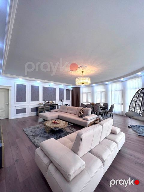 Satılır 3 otaqlı yeni tikili 157 m² — Bakı