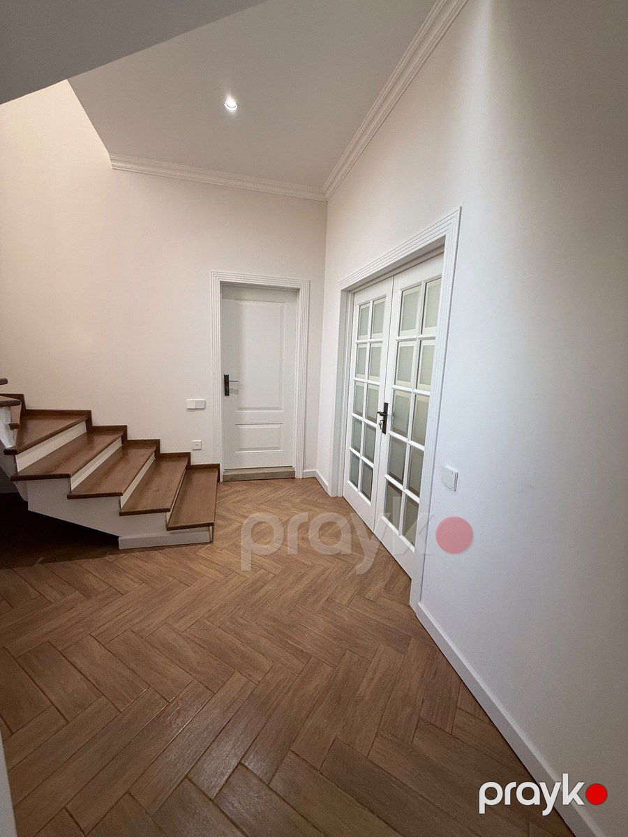 Satılır 5 otaqlı həyət evi/bağ evi 220 m² — Ev, villa, Bakı (10)