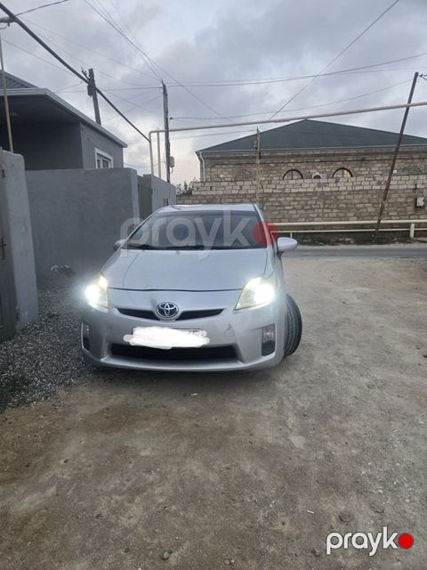 Toyota Prius, 1.8 L, 1.3 kWh, 2010 il, 326 000 km — Bakı