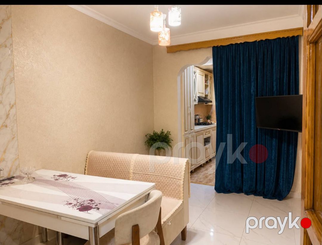 Satılır 5 otaqlı köhnə tikili 120 m² — Mənzil, Bakı (8)