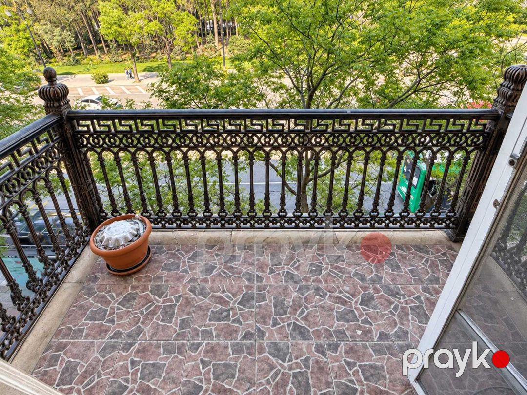 Satılır 4 otaqlı köhnə tikili 116 m² — Mənzil, Bakı (3)