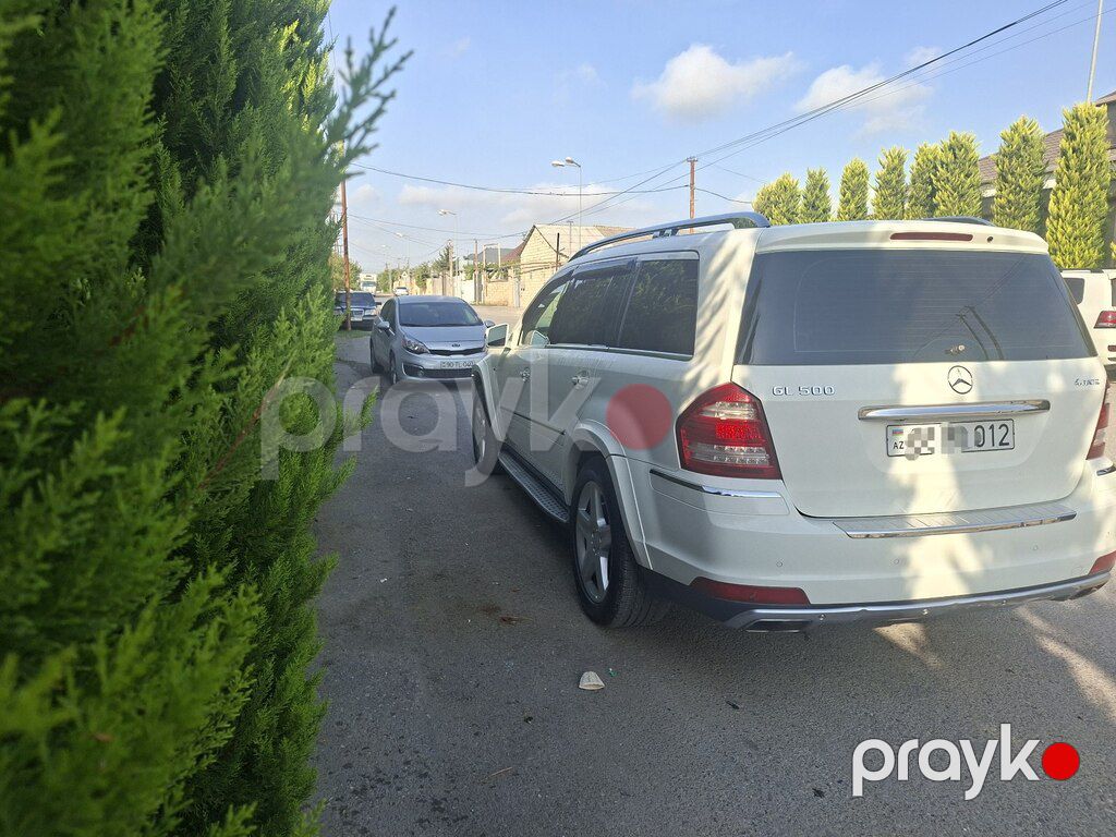 Mercedes GL 550 4MATIC, 5.5 L, 2012 il, 198 500 km — Avtomobillər, Bakı (4)