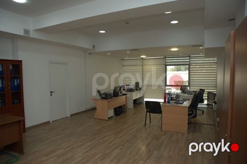 İcarəyə verilir 15 otaqlı ofis 980 m² — Bakı