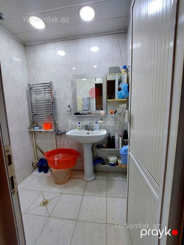 Satılır 3 otaqlı Bina evi menzil (Köhnə tikili), 72 m², 12-ci mikrorayon — Mənzil, Sumqayıt (9)