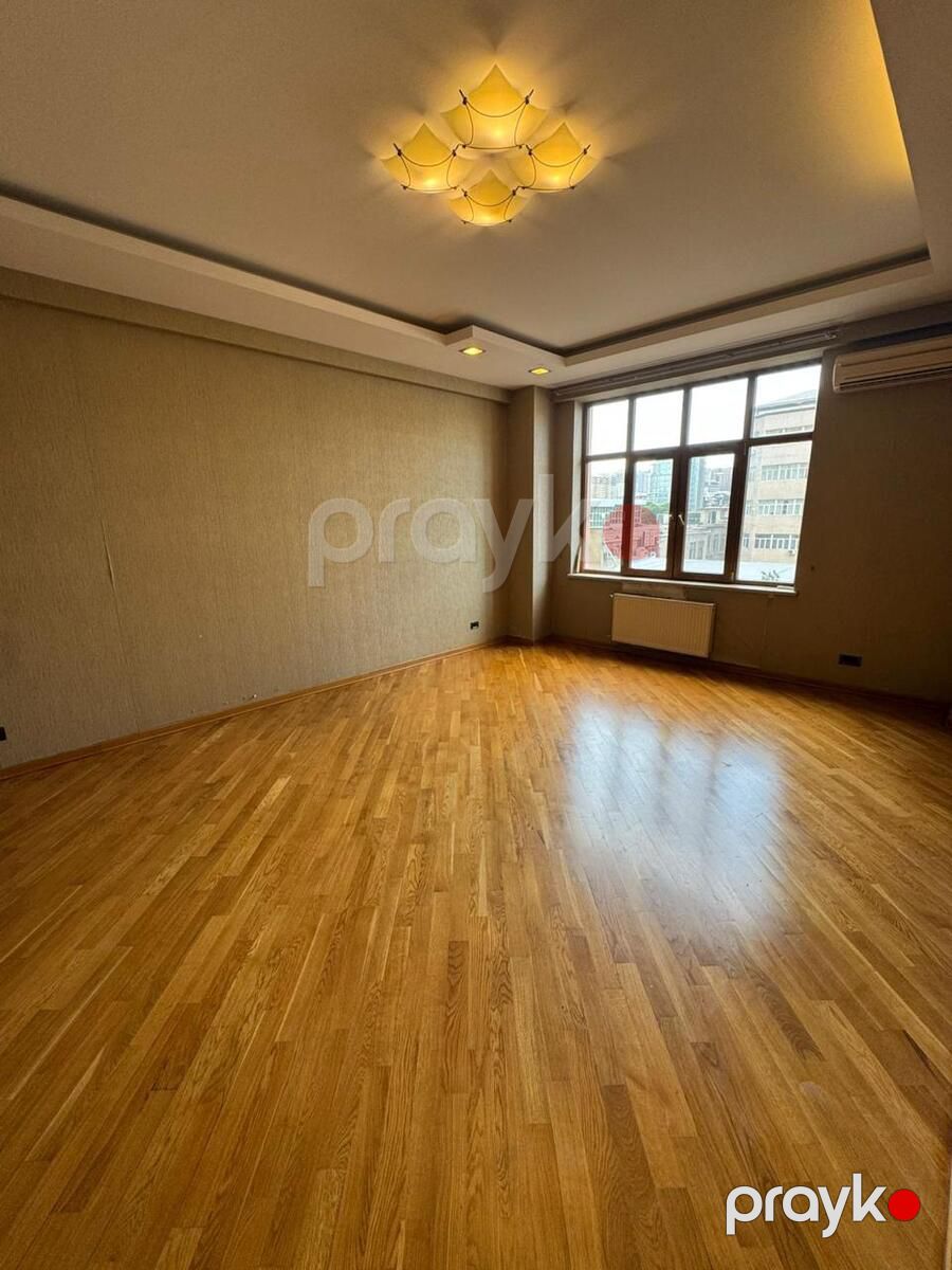 Satılır 4 otaqlı yeni tikili 230 m² — Mənzil, Bakı (3)