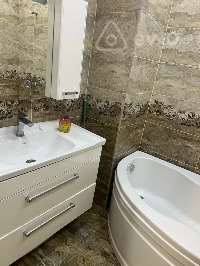 2 otaqlı mənzil, 85 m², Əliyar Əliyev küçəsi — kirayə — Mənzil, Bakı (11)