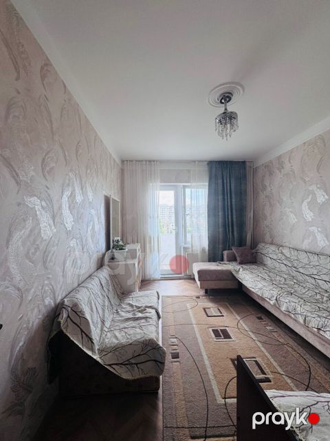 Satılır 4 otaqlı köhnə tikili 105 m² — Bakı