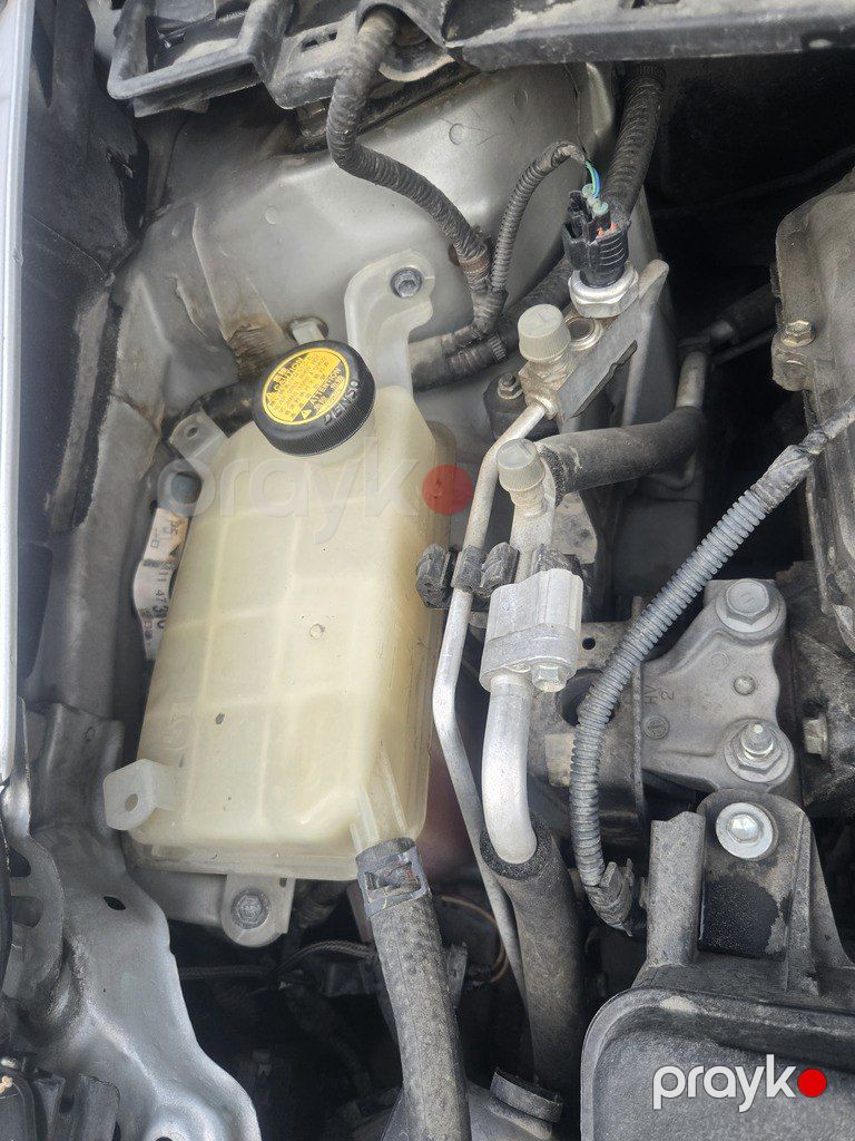 Toyota Prius, 1.8 L, 1.3 kWh, 2010 il, 326 000 km — Avtomobillər, Bakı (12)