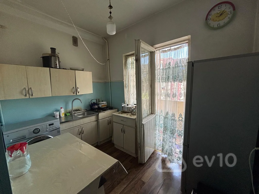 4 otaqlı mənzil, 110 m², Y/Yasamal E.Ehmedov 26 — Mənzil, Bakı (11)