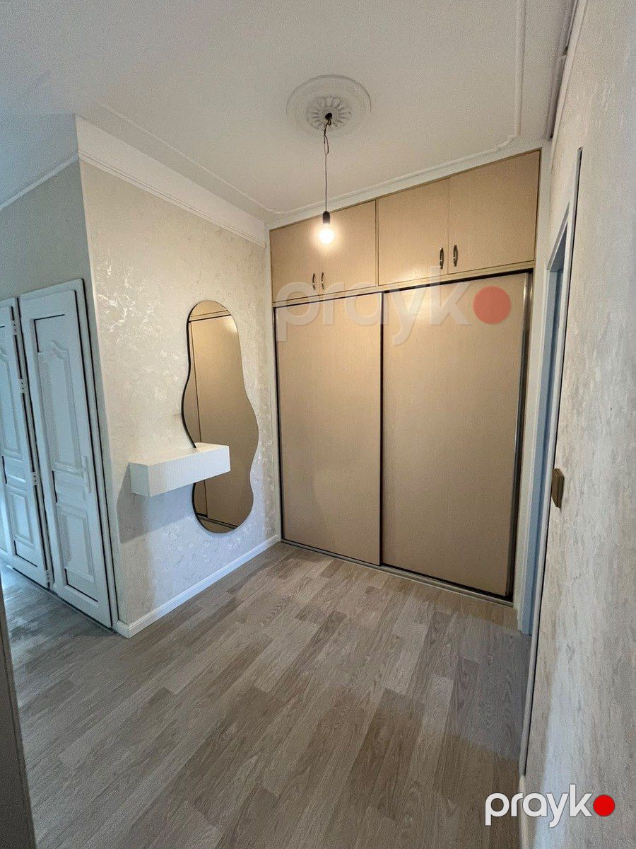 Satılır 2 otaqlı köhnə tikili 60 m² — Mənzil, Bakı (8)