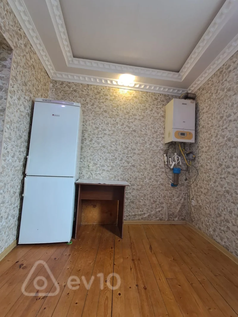 2 otaqlı həyət evi, 60 m², U.Ekberov kuc — Bakı