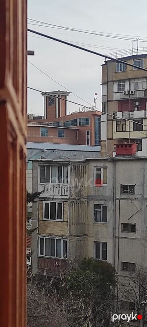 Satılır 2 otaqlı köhnə tikili 47 m² — Bakı