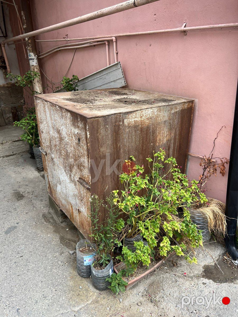 Su çəni — Dacha və bağ, Bakı (2)