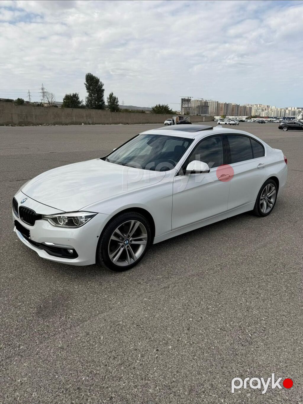 BMW 330: 2 l Sedan — Avtomobillər, Güzdək (2)