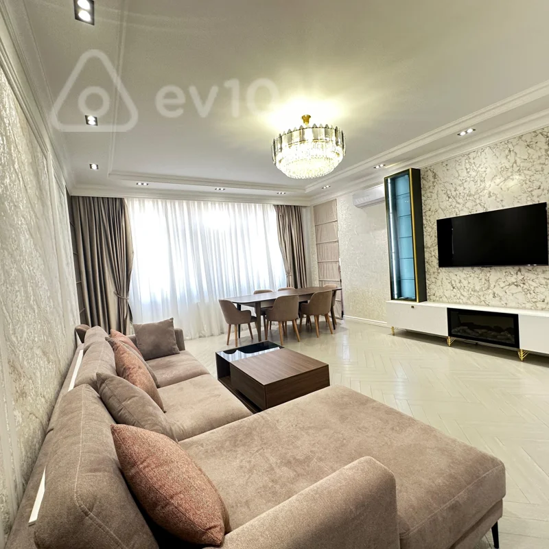 2 otaqlı mənzil, 108 m², Azadliq prospekt — kirayə — Bakı