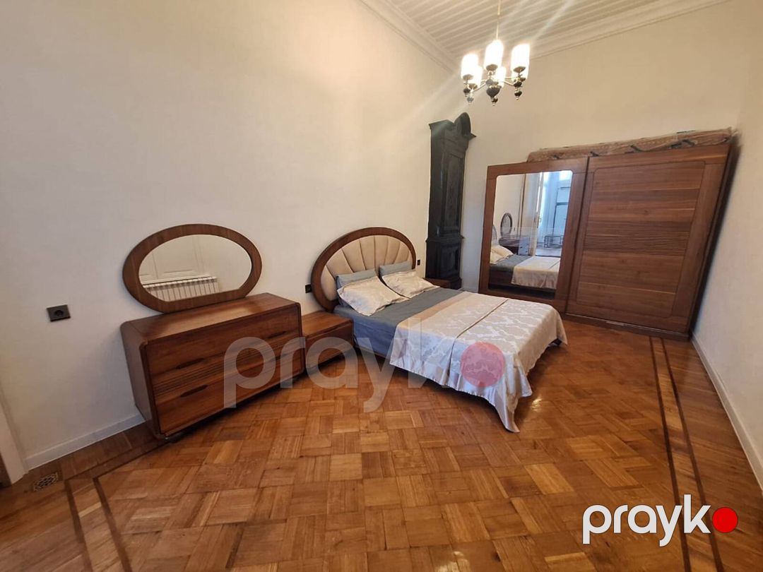 Satılır 2 otaqlı köhnə tikili 72 m² — Mənzil, Bakı (3)