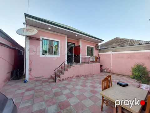 Satılır 4 otaqlı həyət evi/bağ evi 100 m² — Bakı