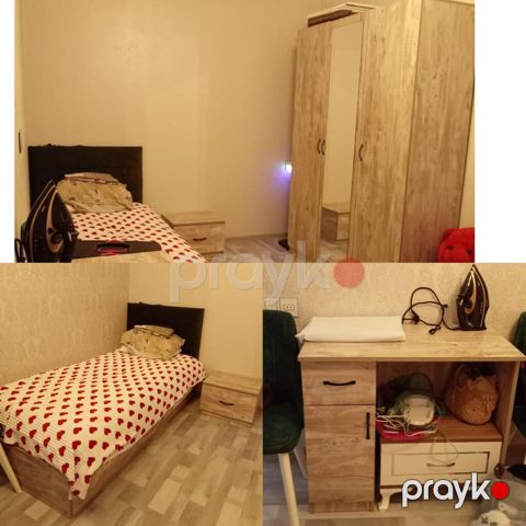 Yataq desti .300₼ deste 1 eded yataq,tunba calisma masasi ve dolab — Bakı