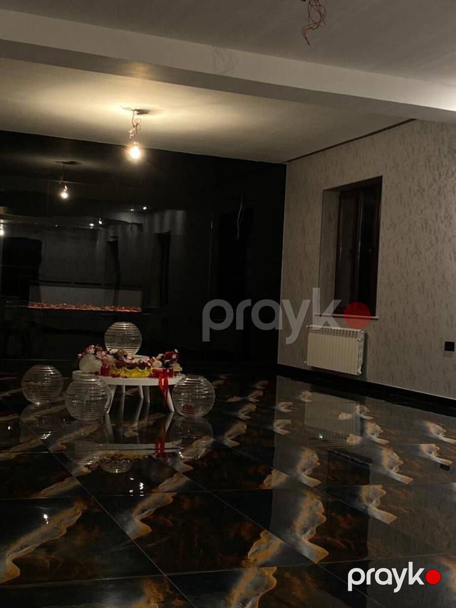 Satılır 10 otaqlı həyət evi/bağ evi 1000 m² — Ev, villa, Bakı (7)