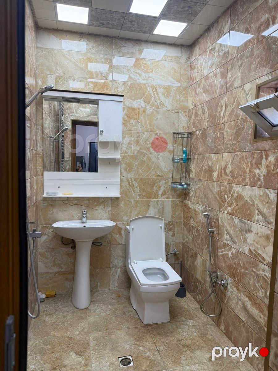 Həyət evi kirayə verilir, Eldar Babayev küç — Ev, villa, Bakı (12)