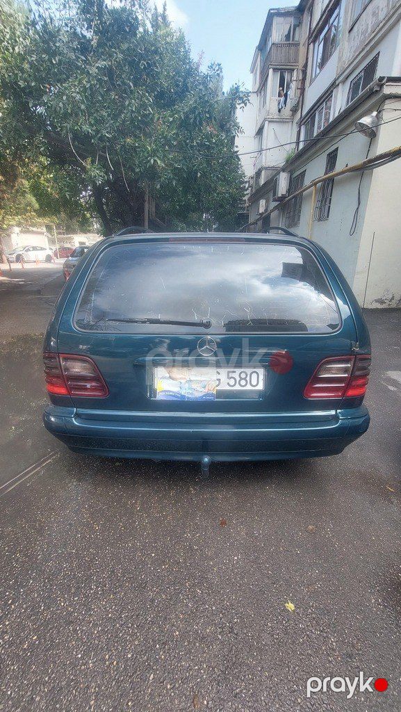 Mercedes E 220, 2.2 L, 2001 il, 215 000 km — Avtomobillər, Bakı (2)