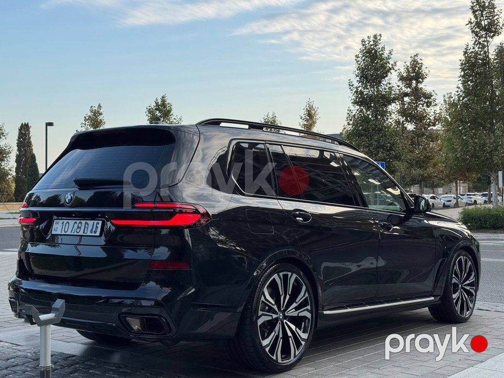 BMW X7, 3.0 L, 2023 il, 40 000 km — Avtomobillər, Bakı (2)