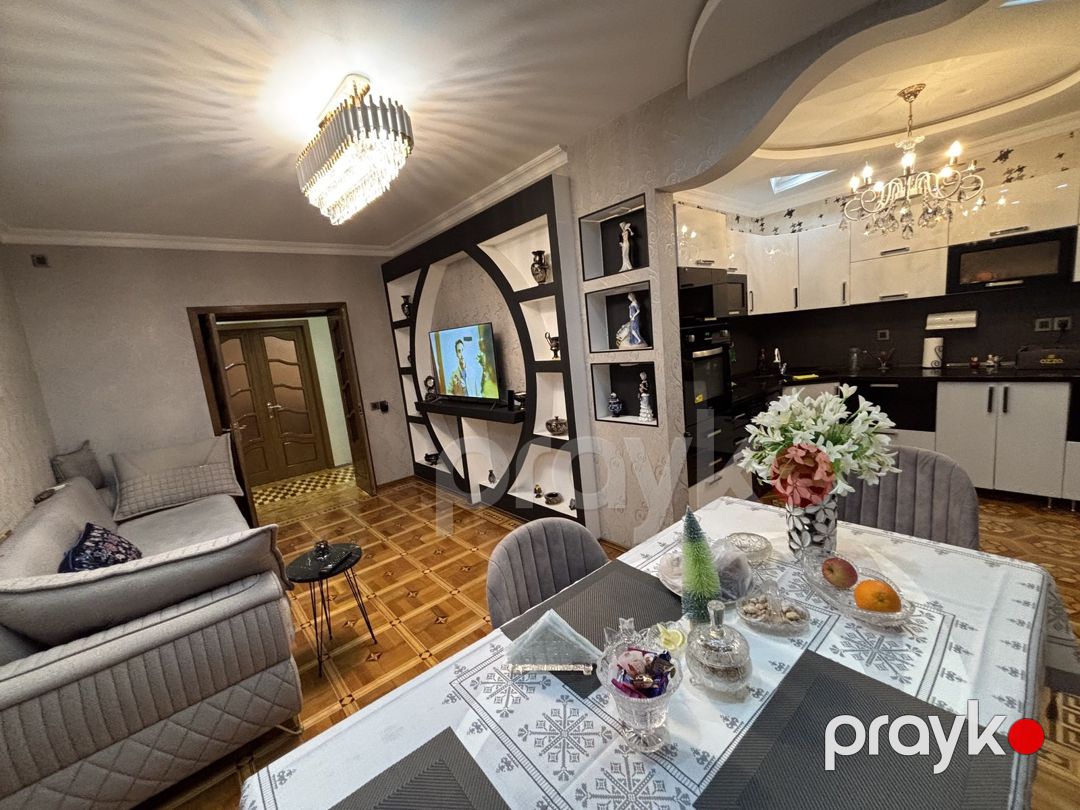 Satılır 5 otaqlı köhnə tikili 110 m² — Mənzil, Bakı (5)