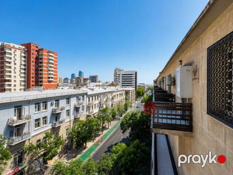 Satılır 3 otaqlı köhnə tikili 70 m² — Bakı