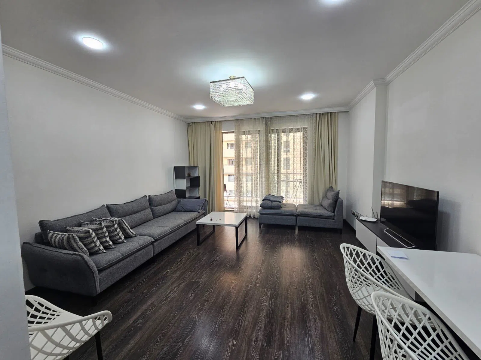 3 otaqlı mənzil 120 m² kirayə verilir — Mənzil, Bakı (2)