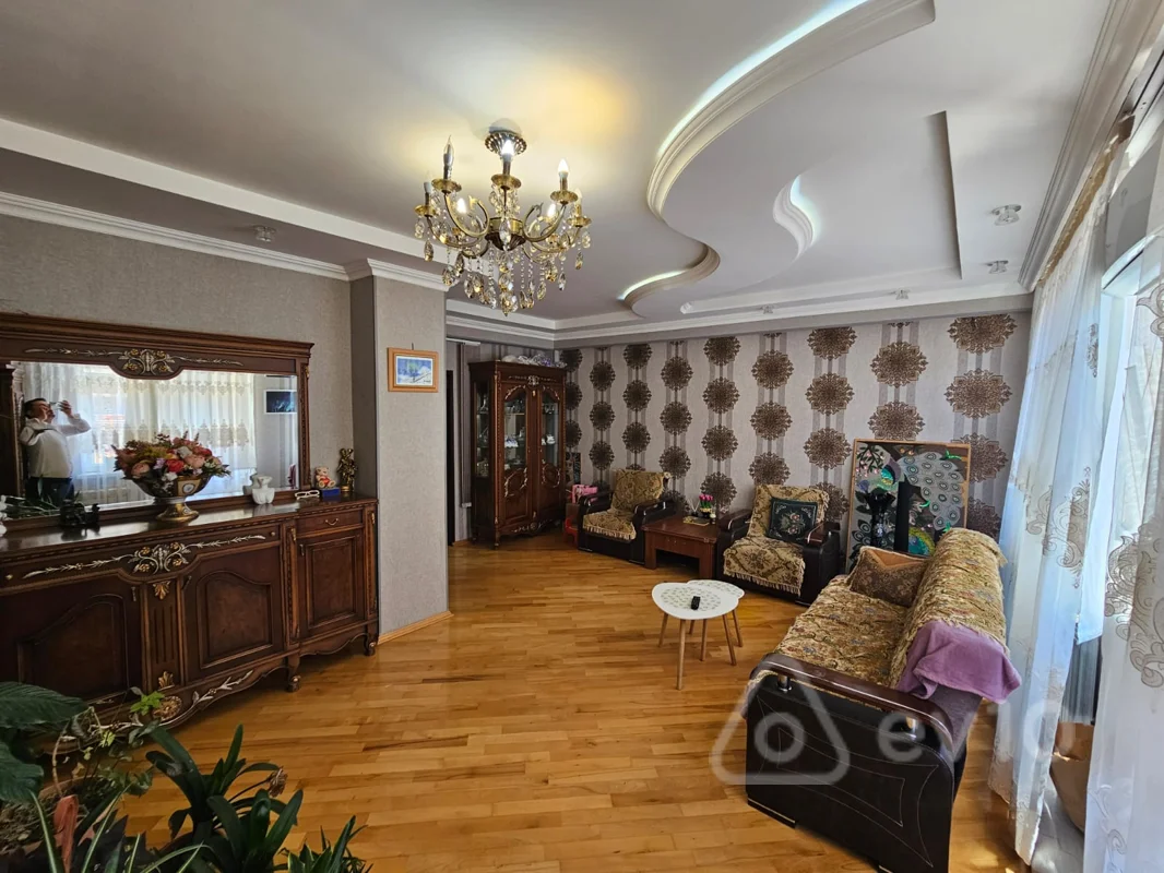 3 otaqlı mənzil, 107 m², Əsəd Əhmədov küçəsi — Mənzil, Bakı (3)