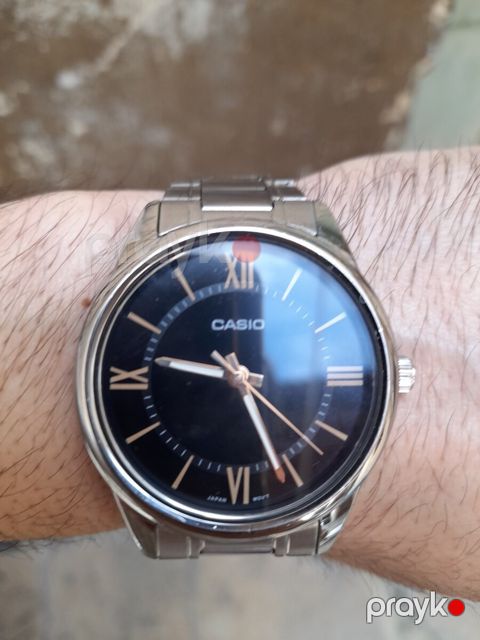 Qol saatı Casio — Bakı
