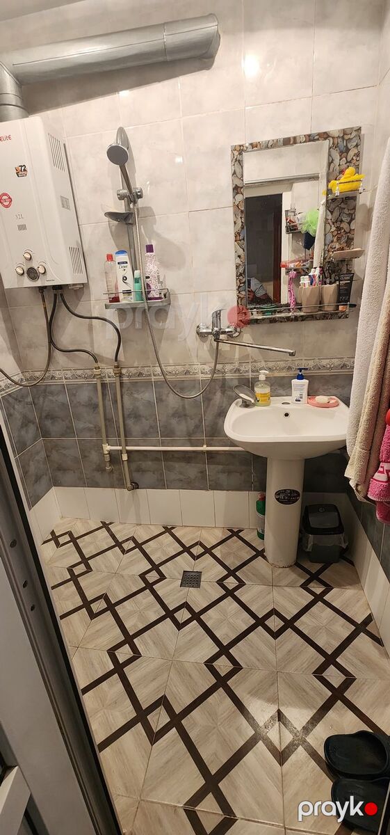 Satılır 3 otaqlı köhnə tikili 70 m² — Mənzil, Bakı (12)