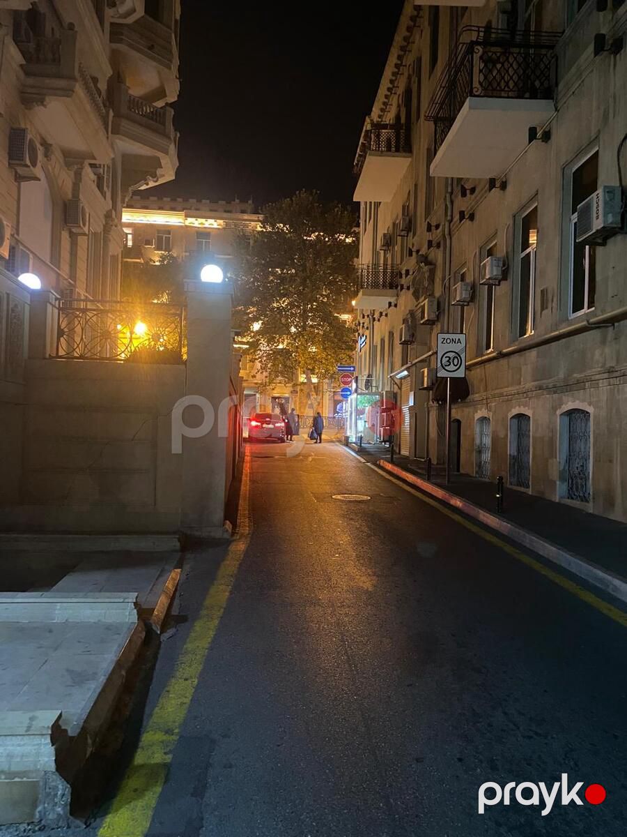 Satılır obyekt 140 m² — Əmlak, Bakı (4)
