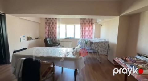 Satılır 3 otaqlı köhnə tikili 85 m² — Bakı