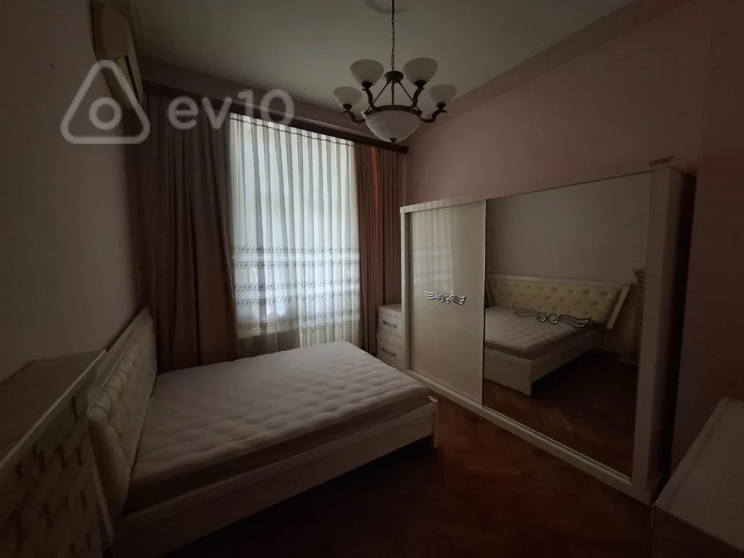 6 otaqlı mənzil, 200 m², Şeyx Şamil — Mənzil, Bakı (5)