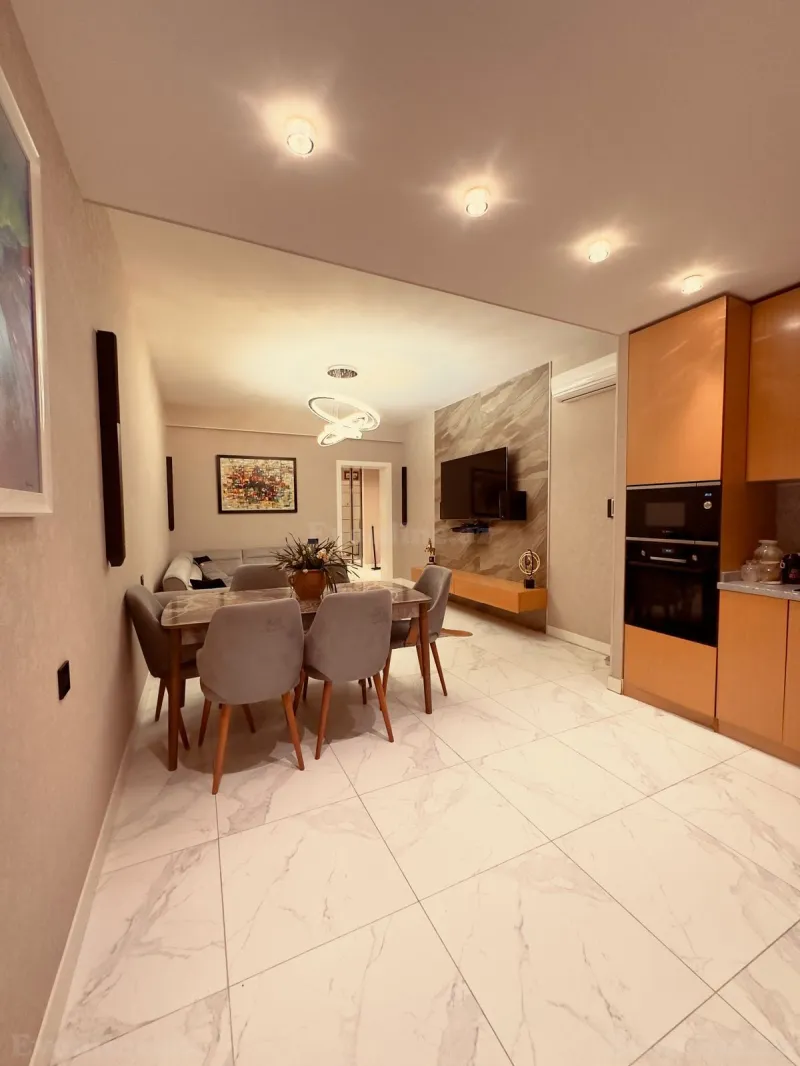 Satılır 3 otaqlı Mənzil Yeni tikili 103 m² Bakı, Yasamal r., 20 Yanvar m., Yasamal — Mənzil, Bakı (3)