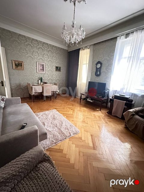 İcarəyə verilir 2 otaqlı köhnə tikili 65 m² — Bakı