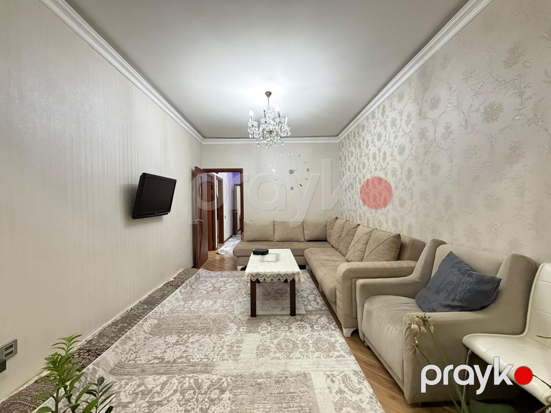 Satılır 4 otaqlı köhnə tikili 100 m² — Mənzil, Bakı (8)