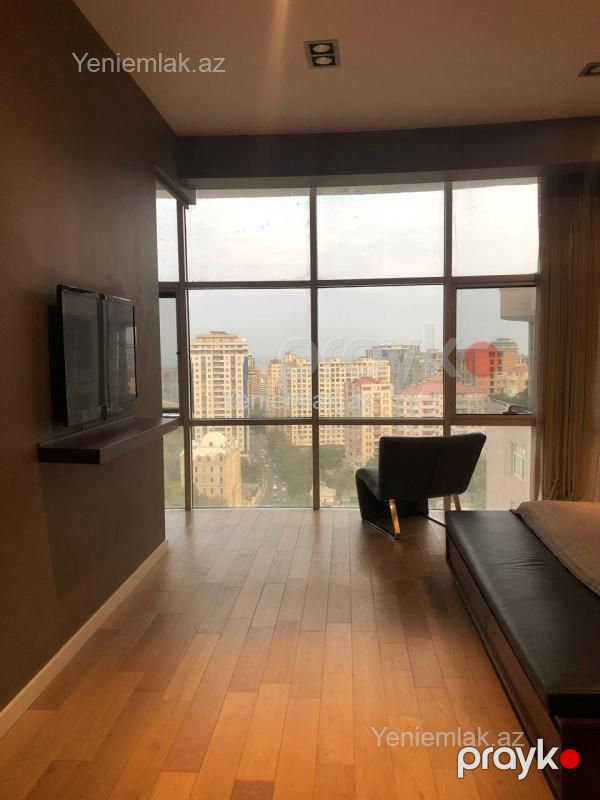 Satılır 5 otaqlı Bina evi menzil (Yeni tikili), 240 m², Nəsimi rayonu — Mənzil, Bakı (5)
