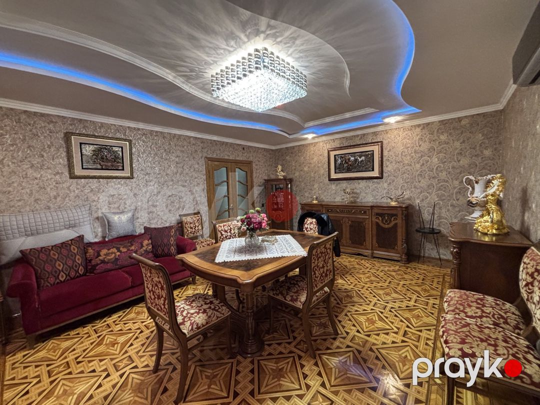 Satılır 5 otaqlı köhnə tikili 110 m² — Mənzil, Bakı (2)