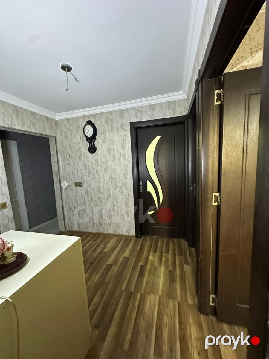 Satılır 4 otaqlı köhnə tikili 100 m² — Mənzil, Bakı (11)