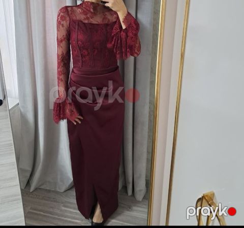 Bordo rəngdə zərif ziyafət geyimidir.1 dəfə geyinilib.Əla — Bakı