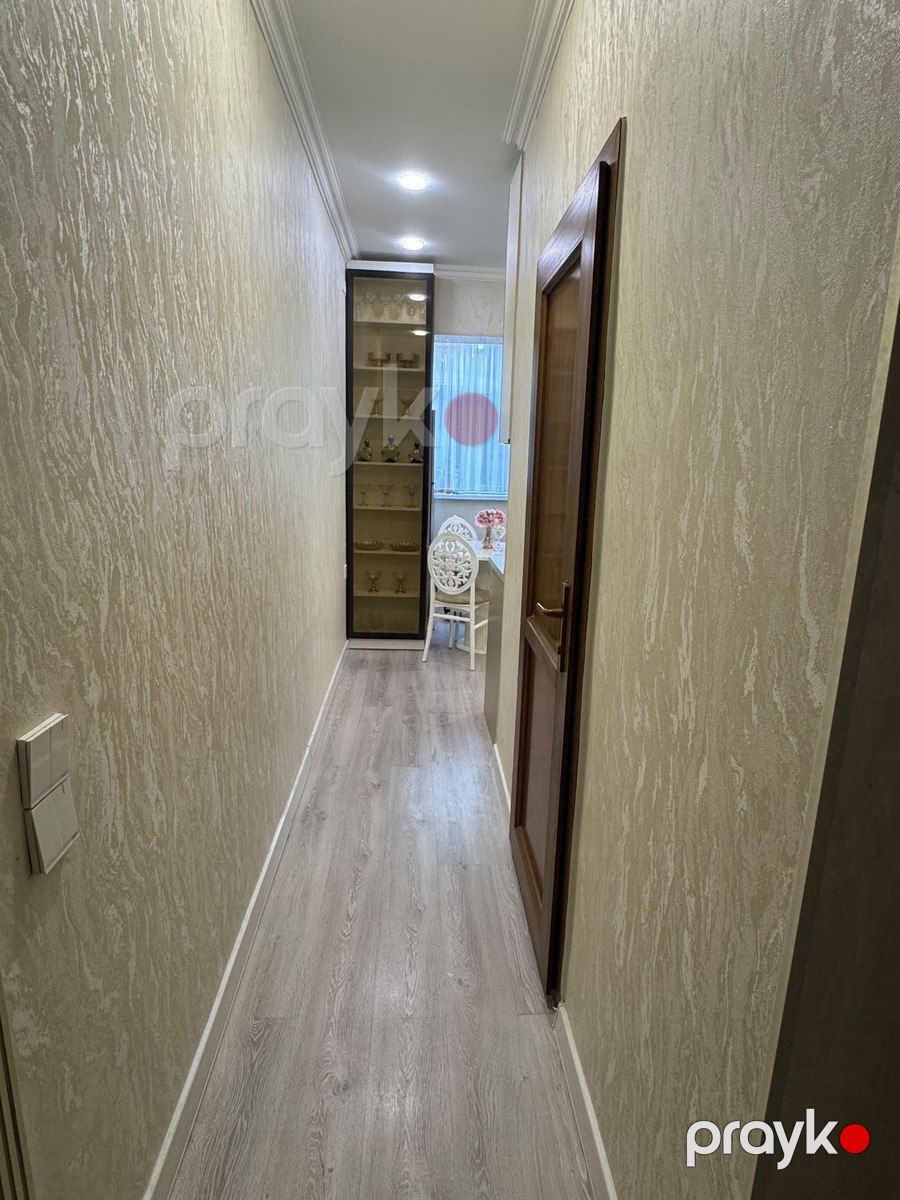 Satılır 4 otaqlı köhnə tikili 100 m² — Mənzil, Bakı (3)