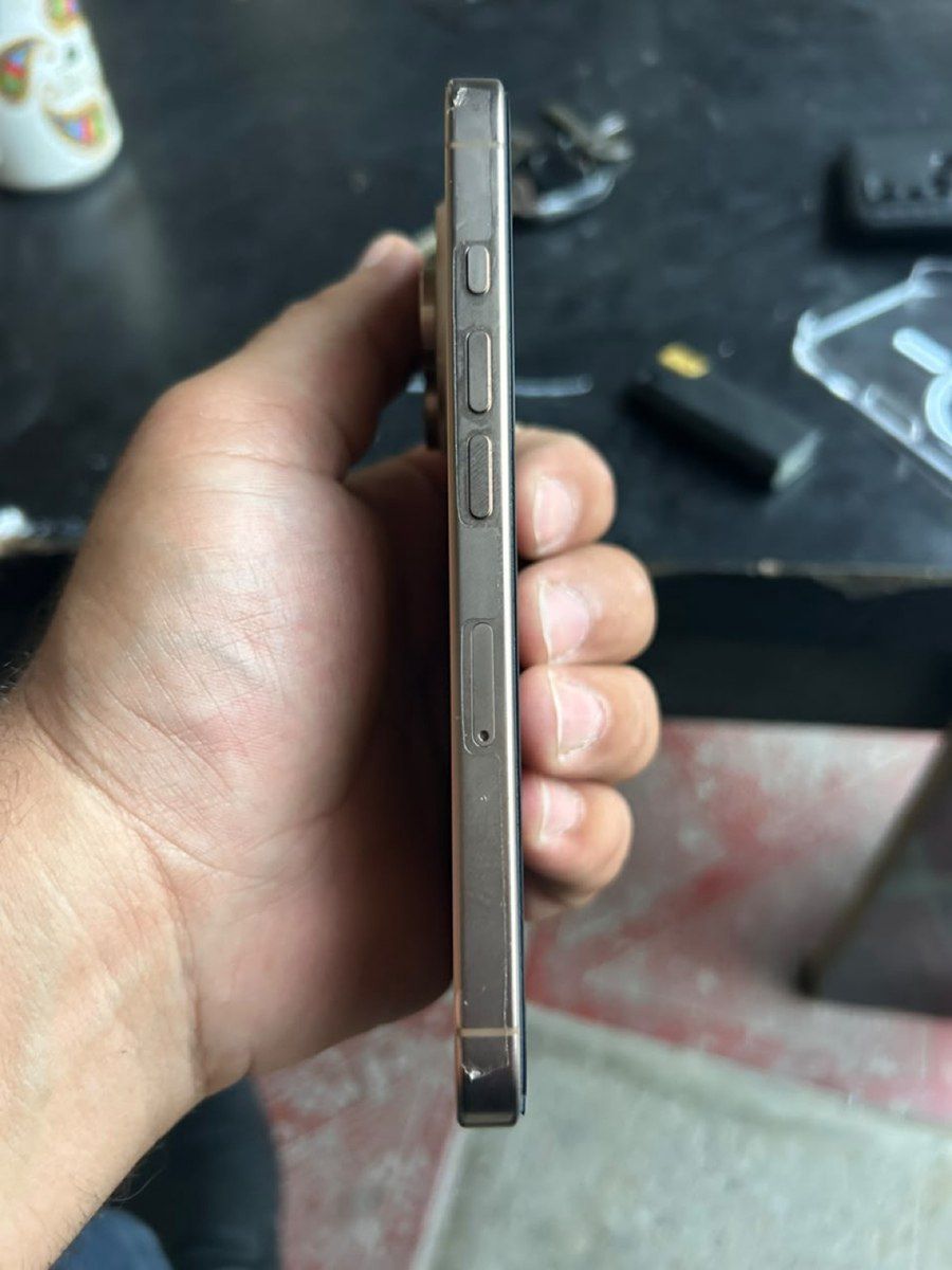 Apple iPhone 16 Pro Black Titanium 128GB/8GB — Smartfonlar, Bakı (4)