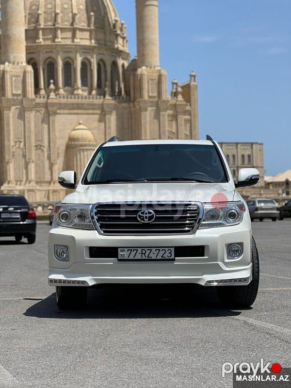 Land Cruiser — Minik avtomobili icarəsi, Bakı (7)