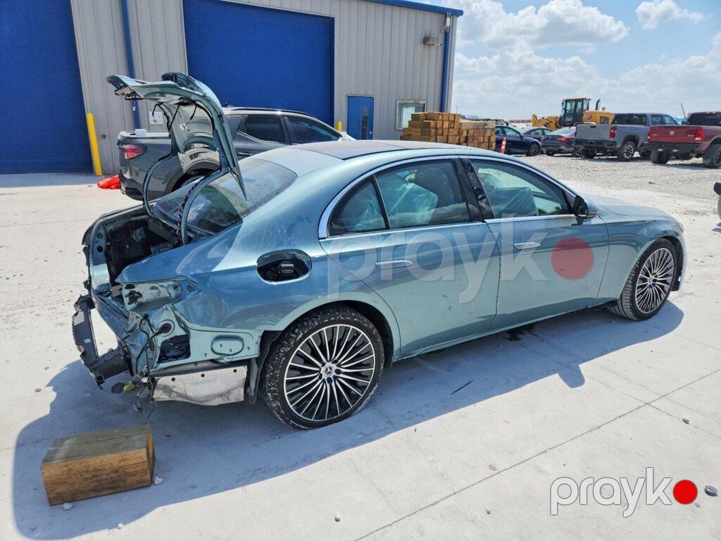 Mercedes E 300, 2.0 L, 2024 il, 21 678 km — Avtomobillər (6)
