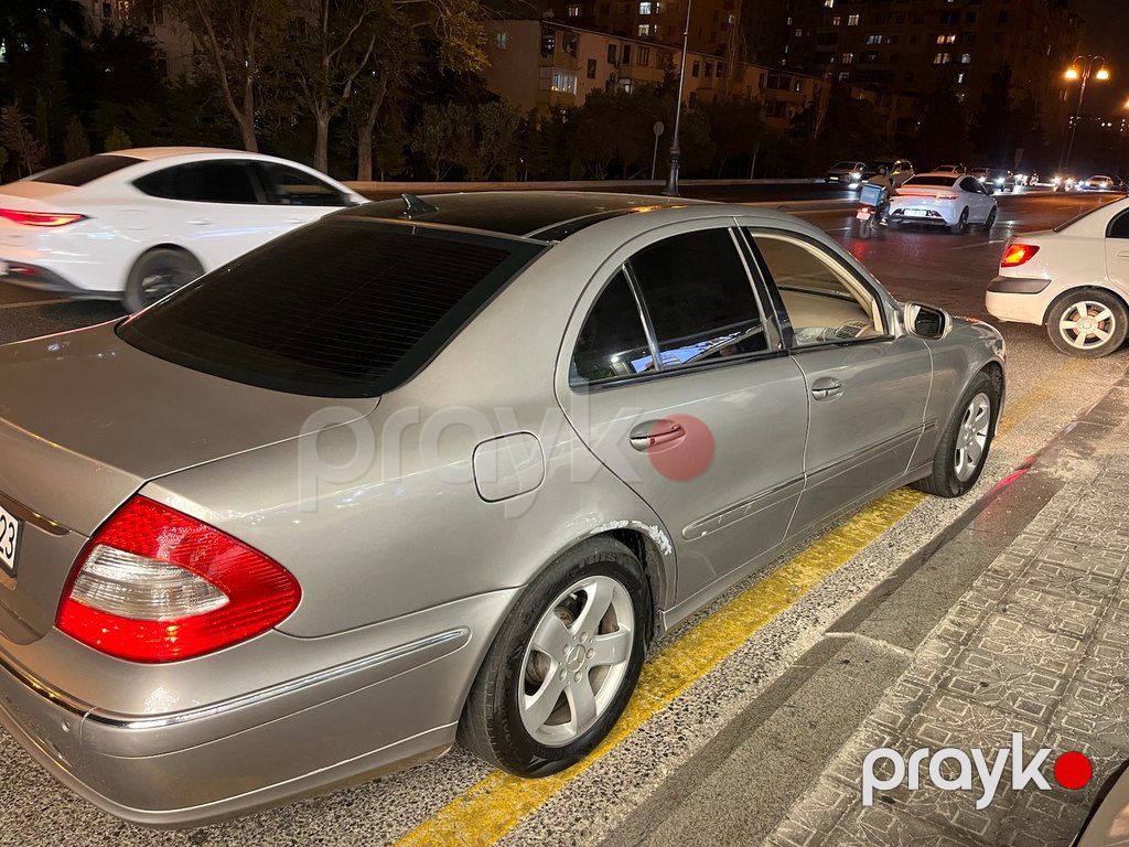Mercedes E 350, 3.5 L, 2006 il, 290 000 km — Avtomobillər, Bakı (3)